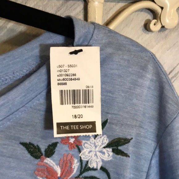 NEW Lane Bryant uneven cut Tee Shirt size 18/20 - Picture 2 of 2